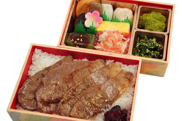 丹波牛焼肉弁当(塩麹)カルビ