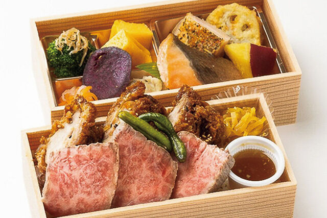 ごちそう2段懐石御膳 黒毛和牛厚切りローストビーフ&醤油ひれかつ