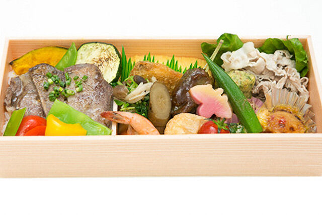 厚切り牛タン重と黒豚しゃぶしゃぶ弁当