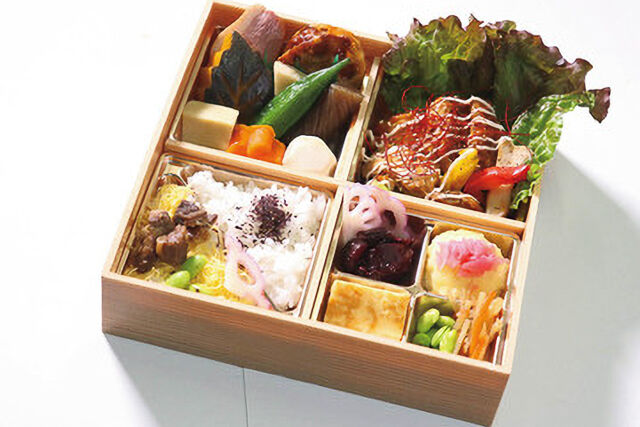 鶏の照り焼き彩り御膳