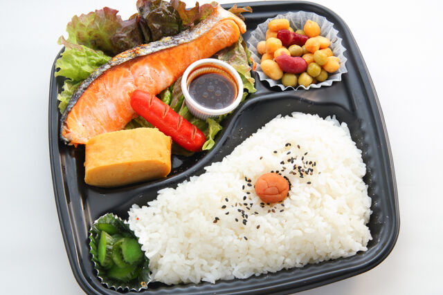 焼き鮭弁当