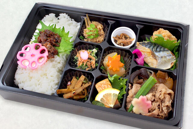 彩幕ノ内弁当~厳選牛すき焼きとあさりの時雨煮ご飯~