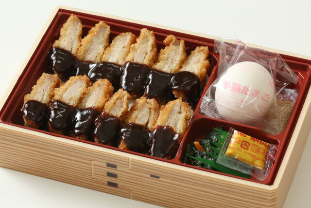 松浦の味噌ヒレカツ重