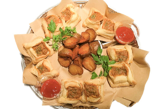 カレーミートパイオードブル