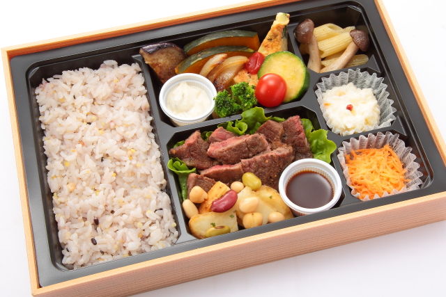 選べるごはんのひとくちステーキ弁当