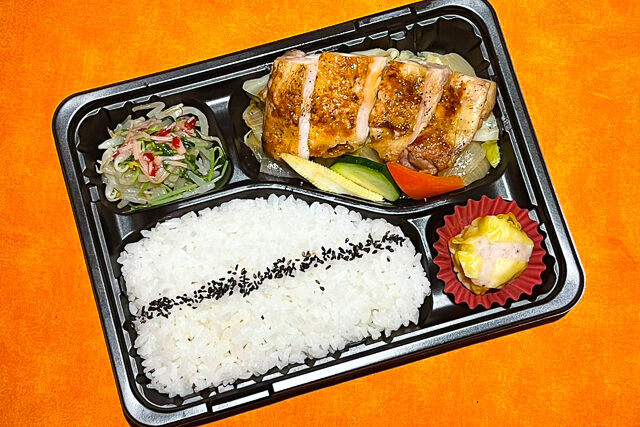 若鶏のオイスター炒め弁当