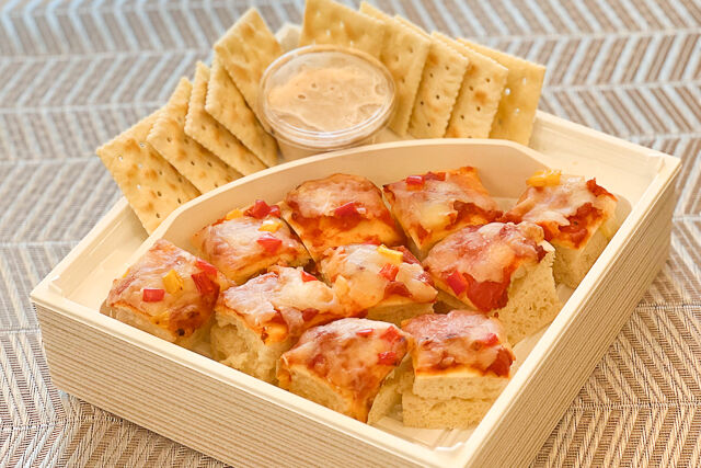 自家製フォカッチャのピッツァ