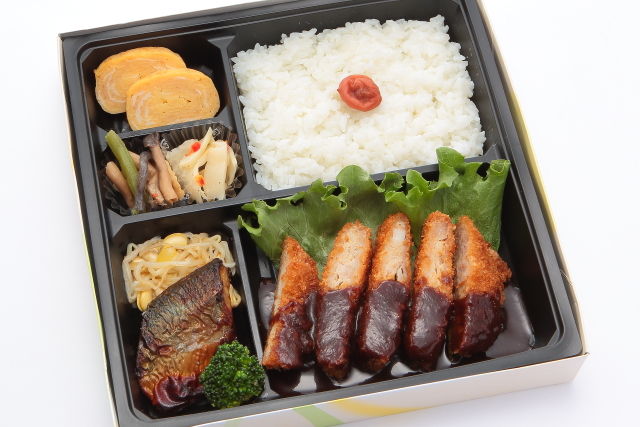味噌カツ&さば西京焼き幕の内弁当