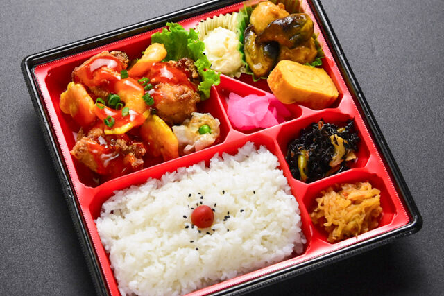 特製エビとざんぎのチリソース