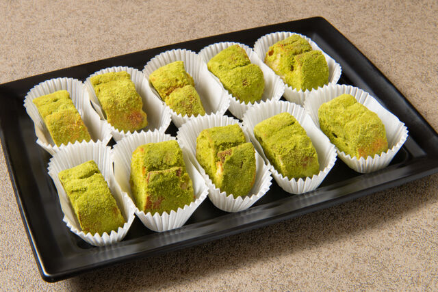 昔ながらのあげぱん(抹茶)