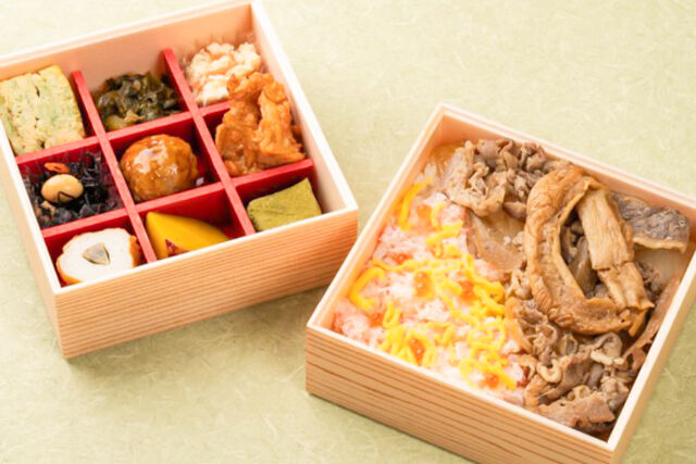 【期間限定】蟹ちらし・あふそや特製牛丼と彩り9升の二段弁当