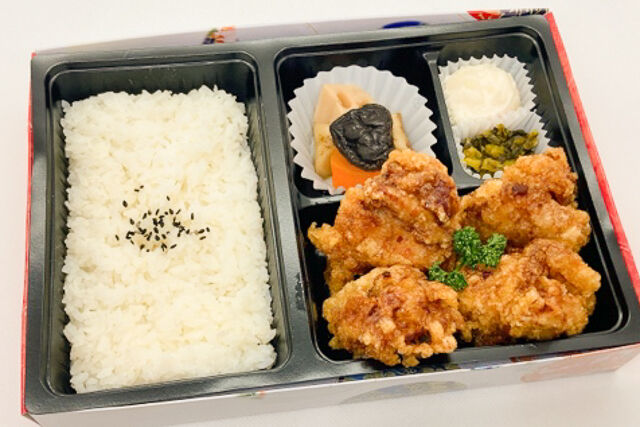 唐揚げ弁当