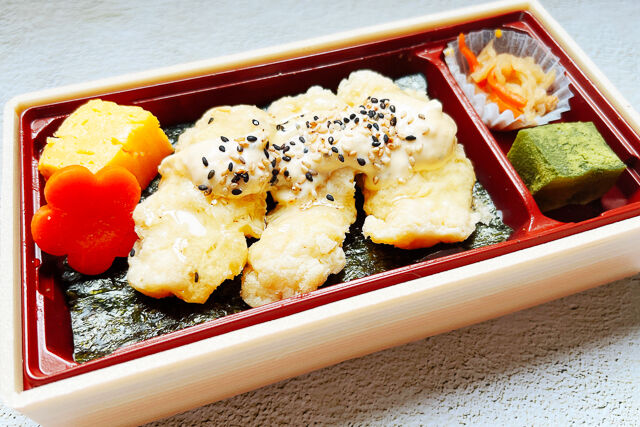 大分名物とり天南蛮弁当