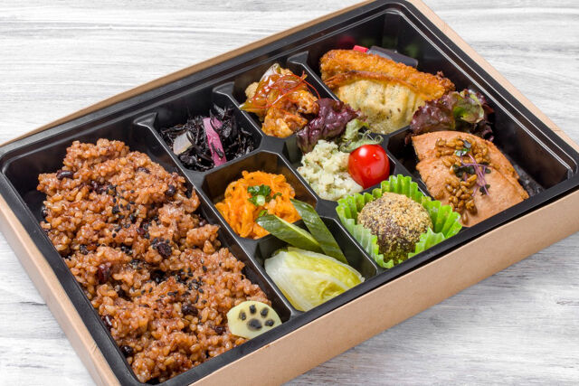 極上酵素玄米の贅沢弁当