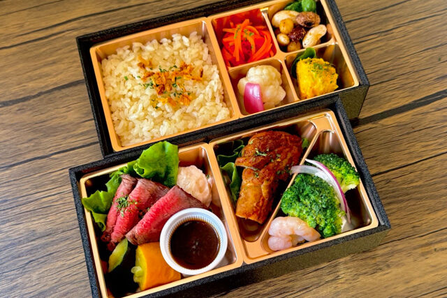 国産牛ローストビーフ&スパイシーチキングリル