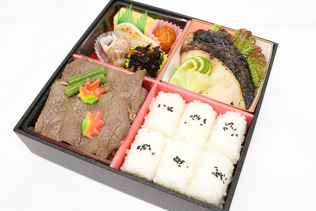 自家製銀ダラと牛すき焼き御膳
