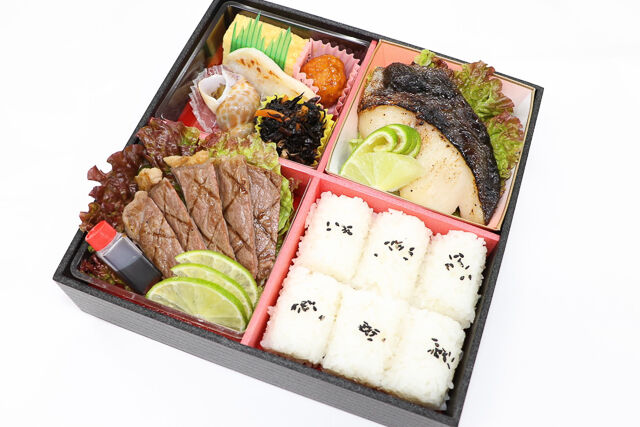 自家製銀ダラと牛ステーキ御膳
