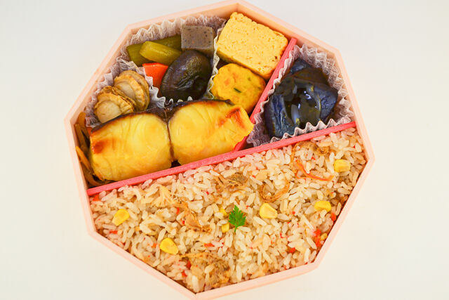 青森県産帆立の炊込みご飯