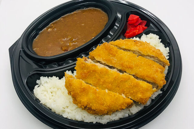 名代上メンチカレー