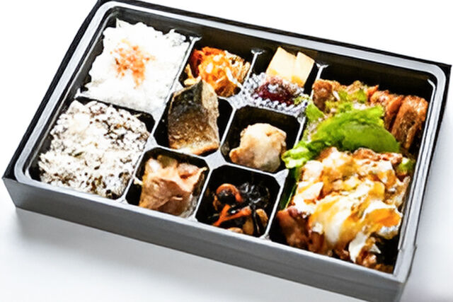 チキン南蛮~オリジナルタルタル~と6マスDELI弁当