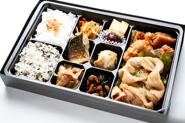 豚の生姜焼きと6マスDELI弁当