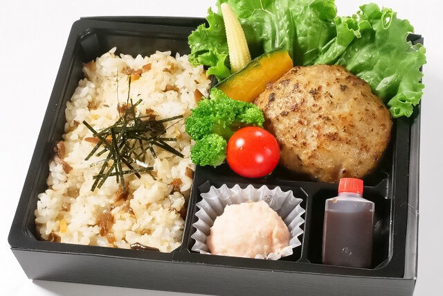 【金格の季節限定】格之進ハンバーグ&松茸ごはん弁当