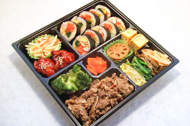 韓国のり巻き(キンパ)と牛プルコギセット弁当