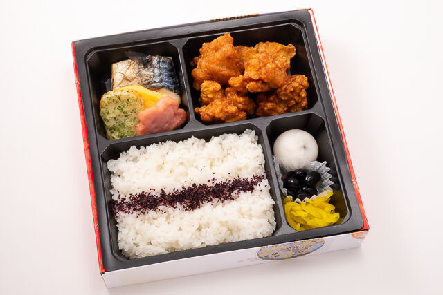 鶏の唐揚げ弁当