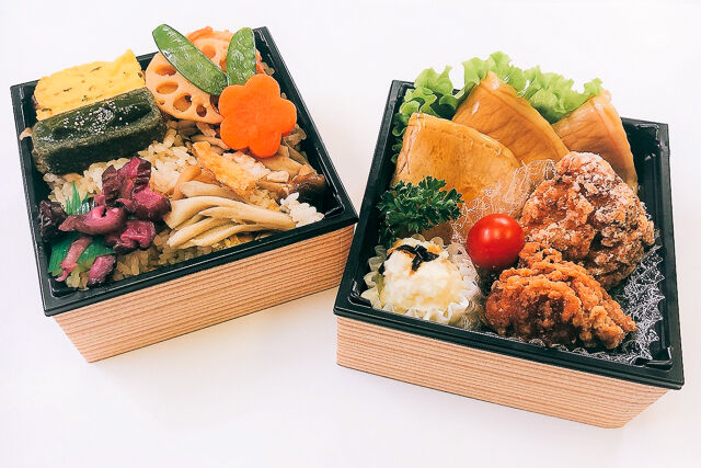 鶏の竜田揚げと豚の生姜焼きの御弁当