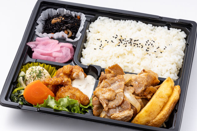 【熨斗対応可】豚肉のしょうが焼き&チキン南蛮タルタルソース ダブルメイン弁当