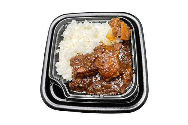 【温まる】料亭の裏メニュー やりすぎ牛すじ黒カレー