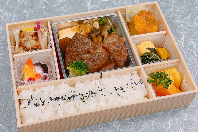 和牛すき焼き弁当