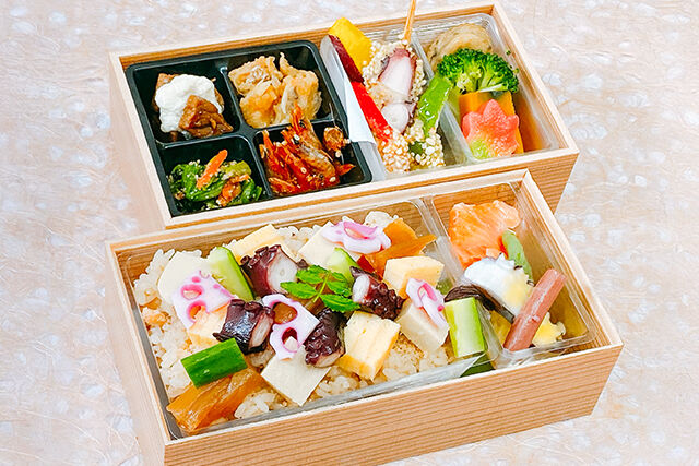 漁港直送タコづくし二段重弁当