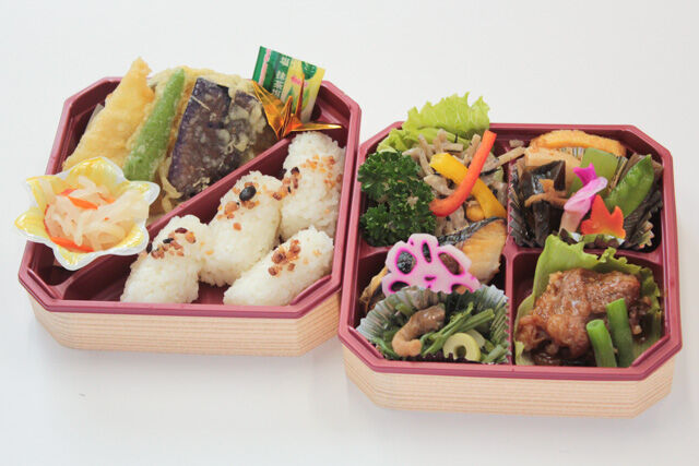 2段弁当 華