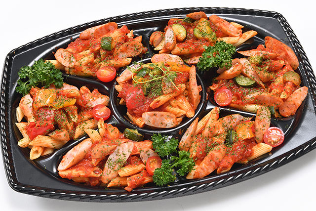 ペンネとソーセージのアラビアータ