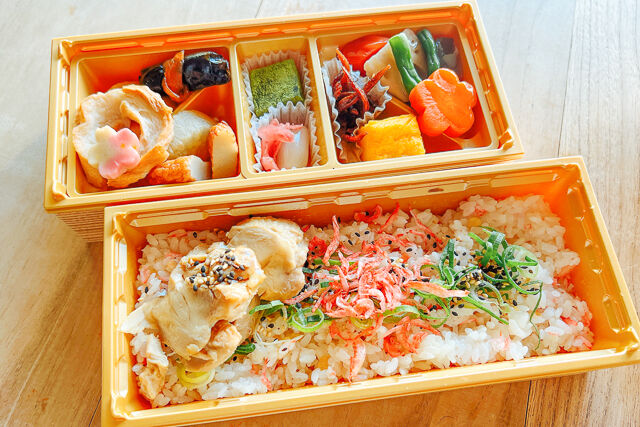 鶏のとろみ餡と桜海老のまぜごはん&金澤おでん