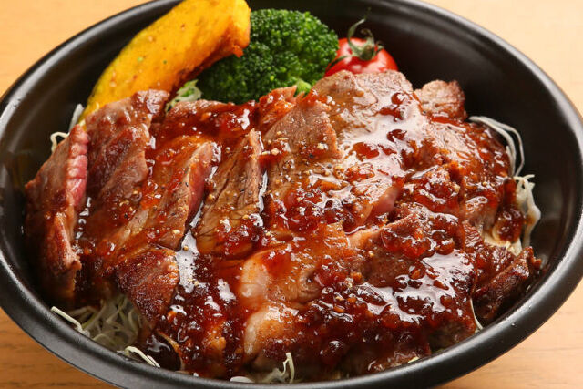 牛ステーキ丼
