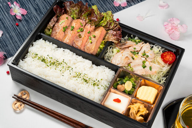 ねぎ塩牛タン豚しゃぶコンボ弁当