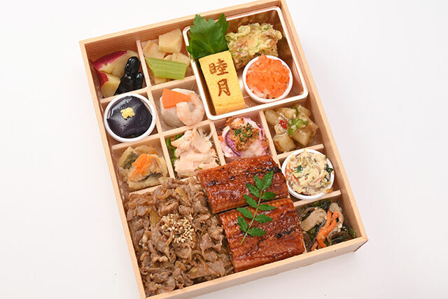 師走(しわす)~黒毛和牛すき焼き重とうな重~