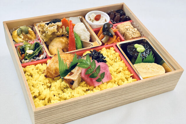 こがね御飯と多菜おかず こがね米屋