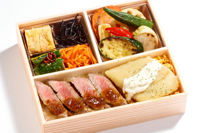 サーロインステーキ 白身魚ムニエル弁当