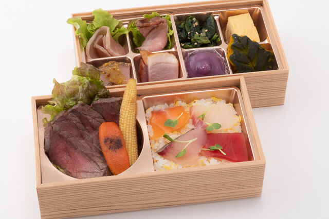 海鮮チラシと国産牛カルビステーキ2段弁当