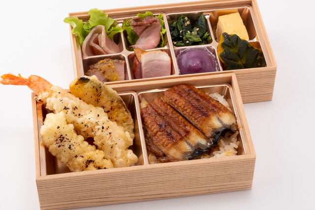 炭焼きうな重と天ぷらの2段弁当