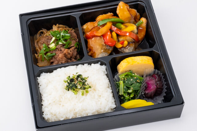 サバの竜田揚げ甘酢餡かけとすき焼き弁当