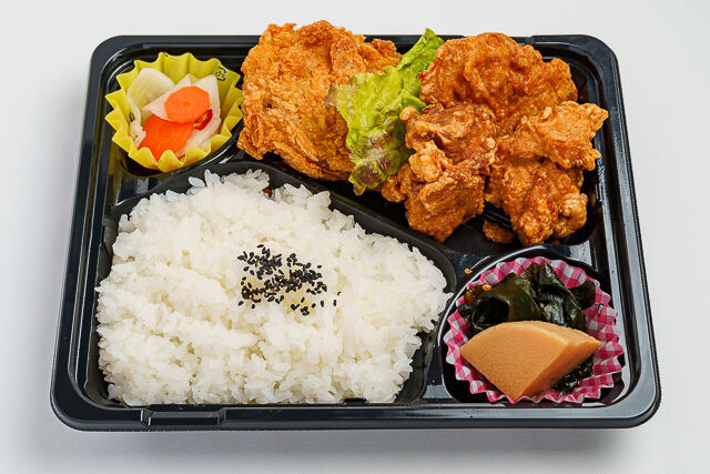 手作りコロッケ&からあげ弁当
