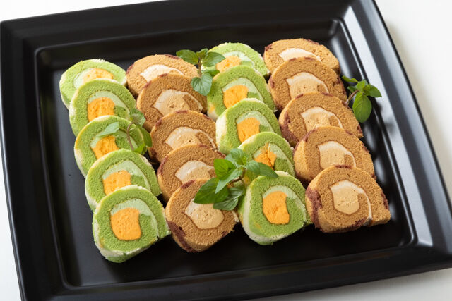 季節のロールケーキ