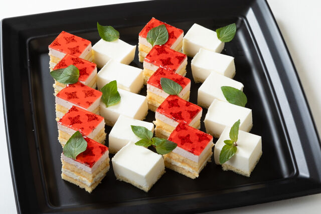 ストロベリー&レアチーズケーキ