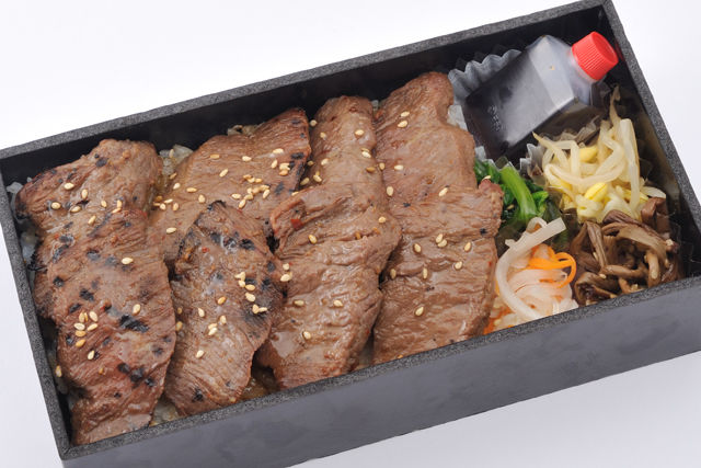 楽亭特製 ロース弁当