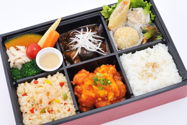 海老チリソースの中華膳