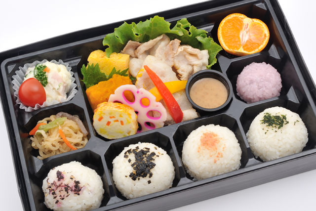 【春夏限定】豚冷しゃぶと和洋惣菜の囲味(かこみ)御膳